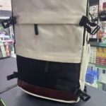 Morral de viaje expandible beige