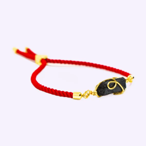 Pulsera de turmalina negra con cordón rojo