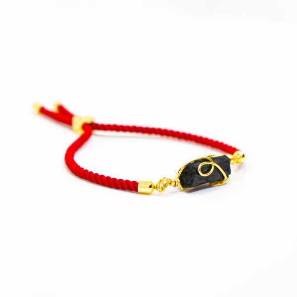 Pulsera de turmalina negra con cordón rojo